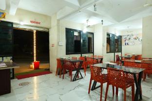 hotel kalika residency akkalkot