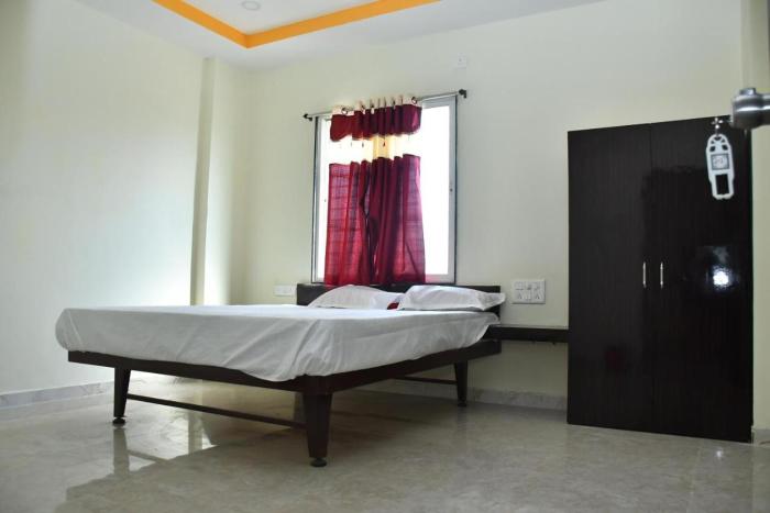 hotel kalika residency akkalkot