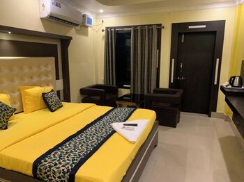 dhamstay hotel asish near sea beach puri