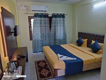 dhamstay hotel asish near sea beach puri