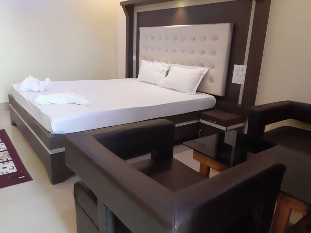 dhamstay hotel asish near sea beach puri
