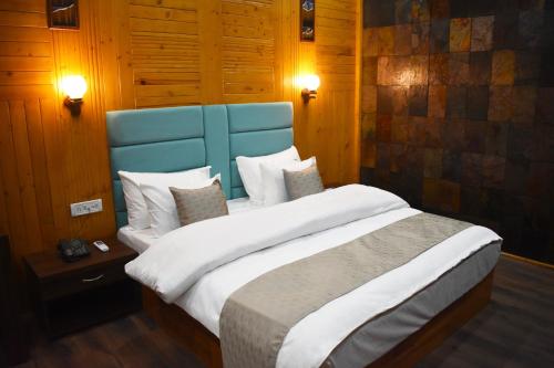 Prakrti-The Nature,,3 star