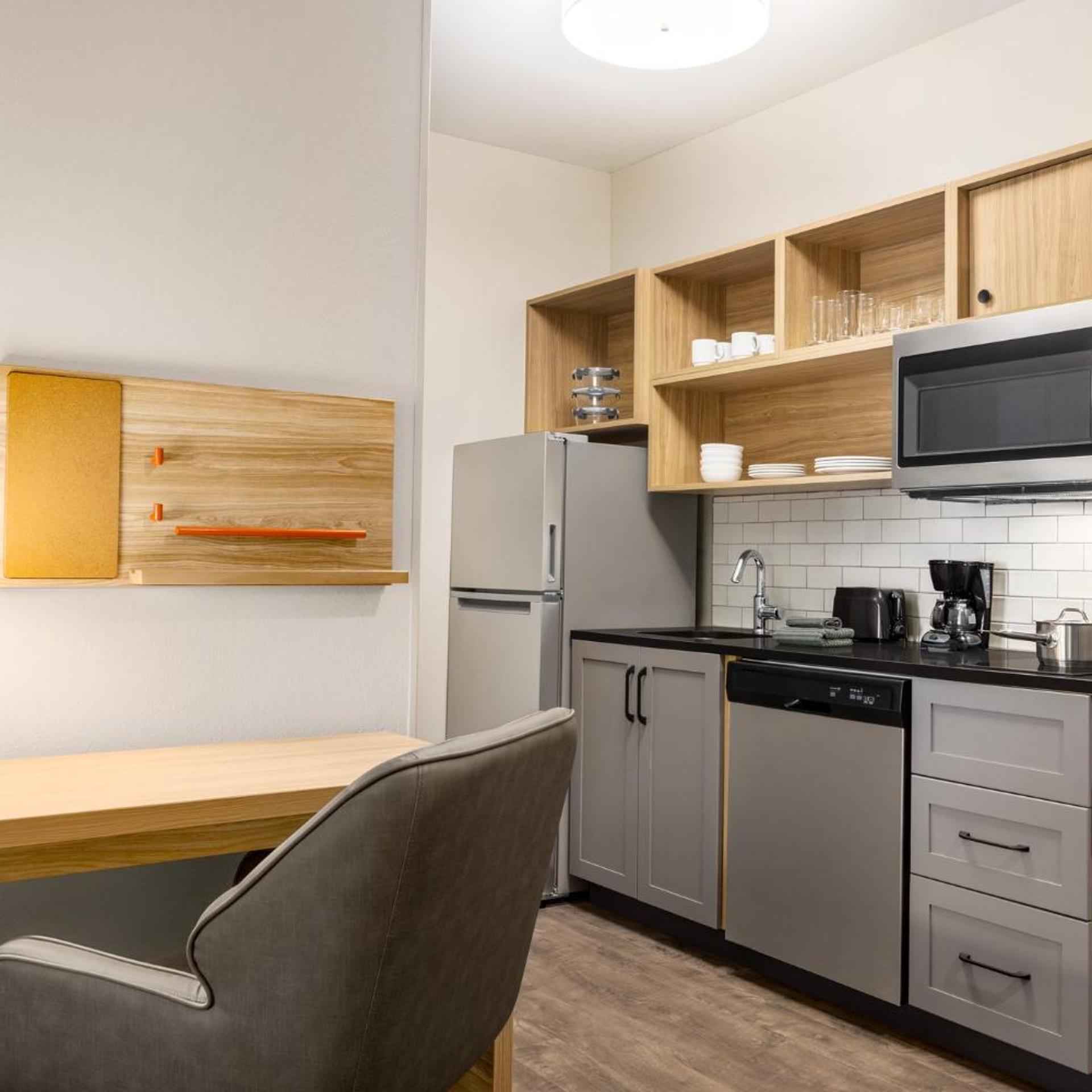 candlewood suites oakwood by ihg