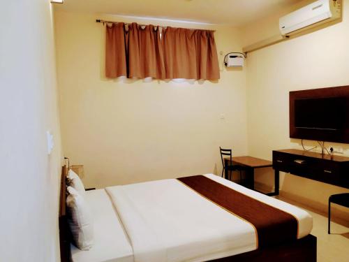 dhanaram ac rooms