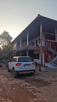 temple view homestay