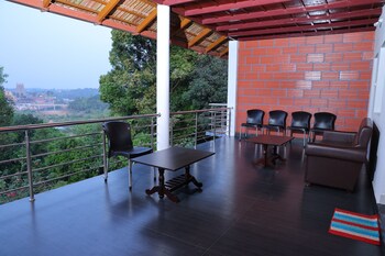 temple view homestay