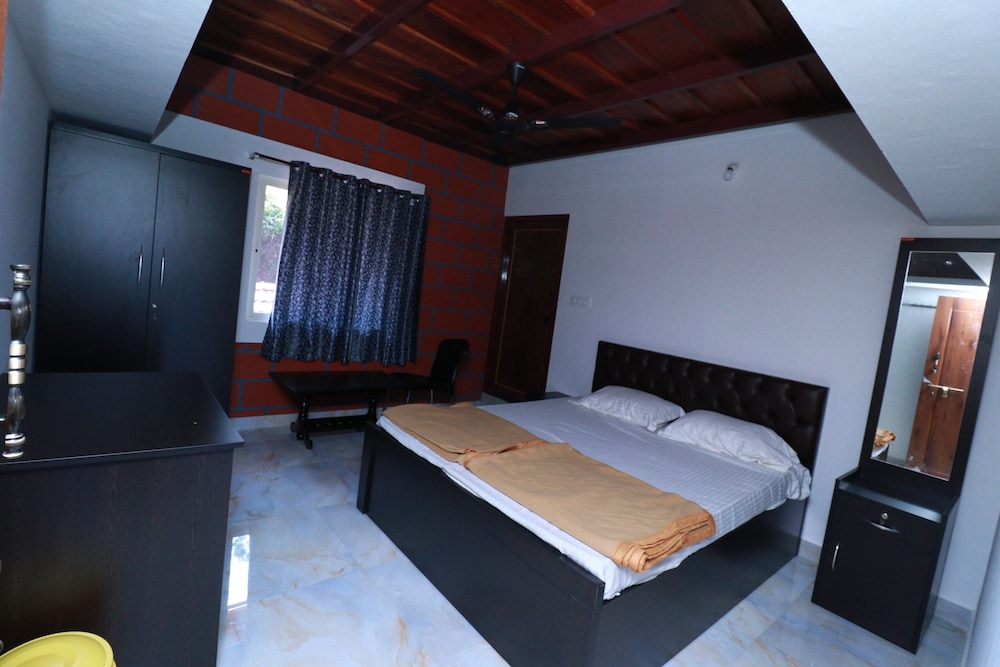 temple view homestay