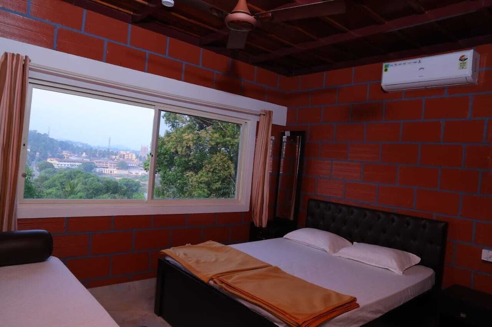 temple view homestay