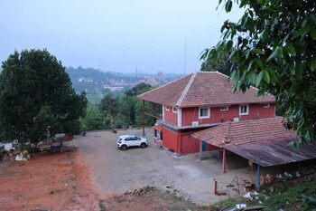 temple view homestay