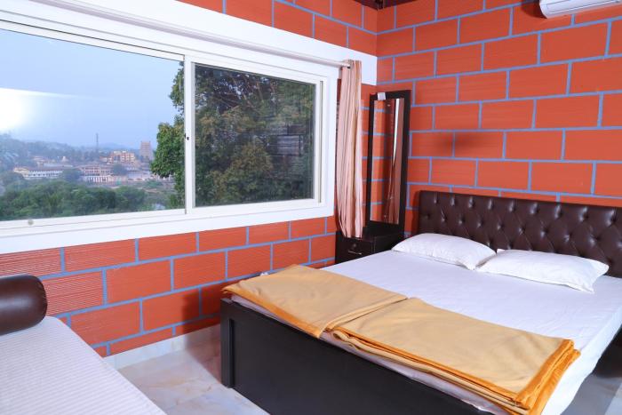 temple view homestay