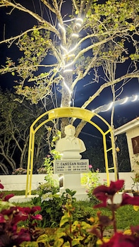 vibe inn kodai