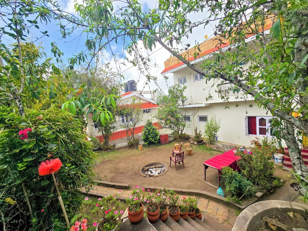 vibe inn kodai