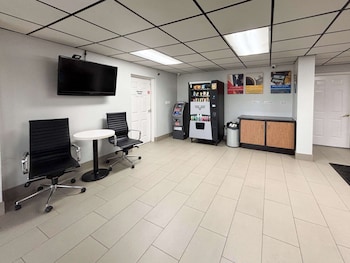 Studio 6 Sulphur, La,,2 star