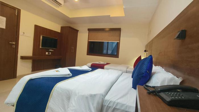 hotel ashraya international