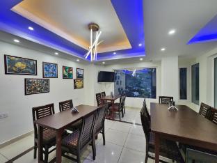 the cedar vatika hotel and restaurant