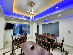 the cedar vatika hotel and restaurant