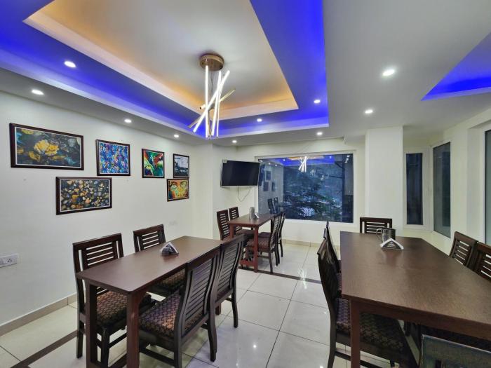 the cedar vatika hotel and restaurant