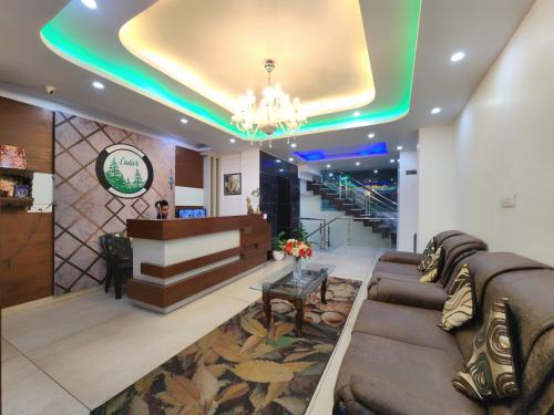 the cedar vatika hotel and restaurant