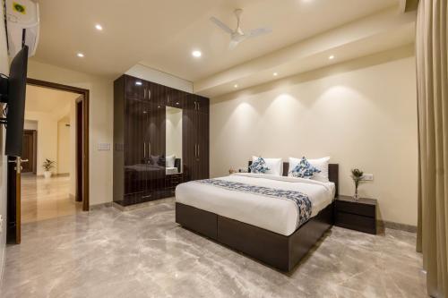 hotel urban oasis near millennium metro