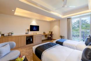 Hotel Urban Oasis Near Millennium Metro,,4 star