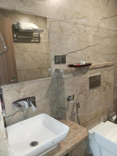 hotel tarun palace bhopal