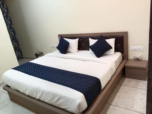 hotel mb nirala shyam