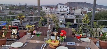 hotel city view inn