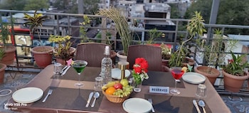 hotel city view inn