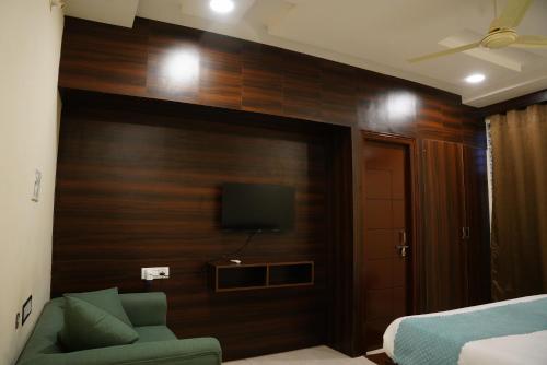 olive business hotel