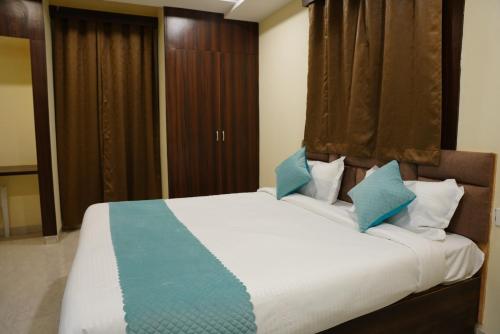 olive business hotel