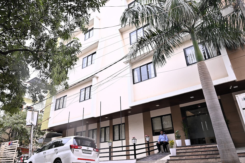 naman studio hotel
