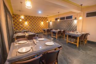 divine brookyard resort