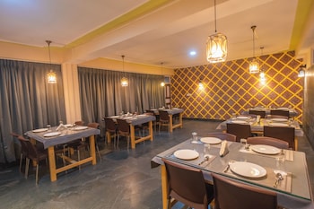 divine brookyard resort