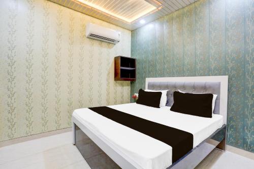Super Hotel O Radha Kunj By Namasya Retreat International,,3 star