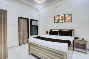 collection o kalyanpur metro station