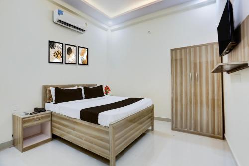 Super Collection O Kalyanpur Metro Station,,3 star