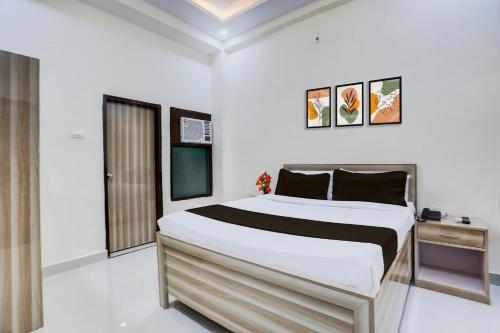 Super Collection O Kalyanpur Metro Station,,3 star