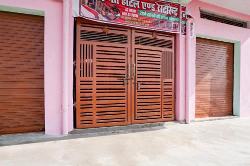 spot on jannat hotel and restaurant