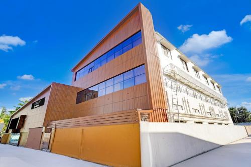 Super Collection O Kundrathur Near Murugan Temple,,3 star