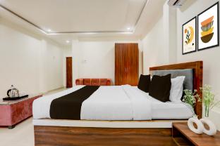 hotel o own roof