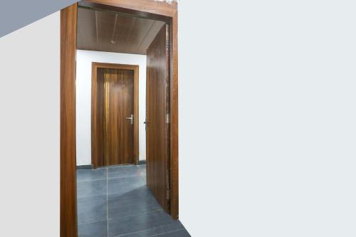 Hotel O The Signature Stay,,3 star