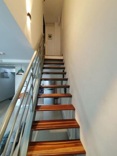 pinnacle kelana jaya by airhost