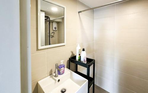 pinnacle kelana jaya by airhost