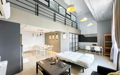 pinnacle kelana jaya by airhost