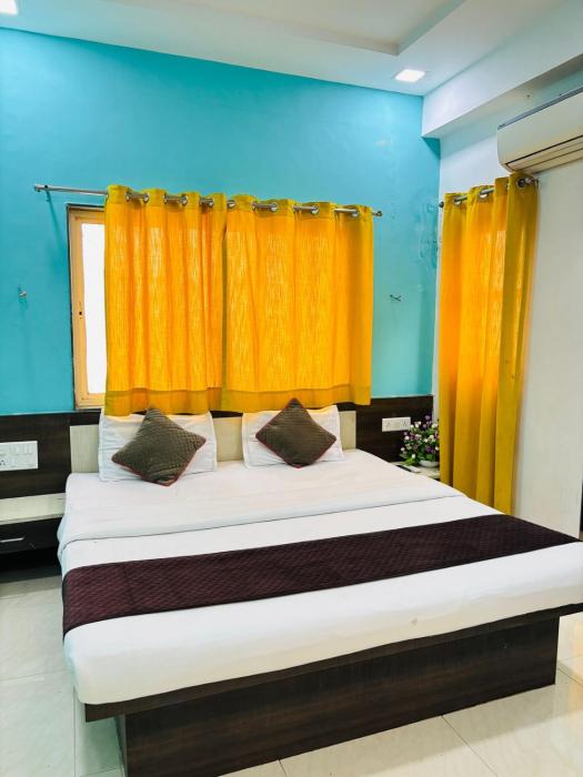 hotel pimprii stays pune
