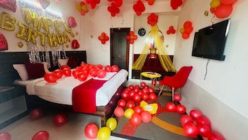 the swarnim hotel and banquet