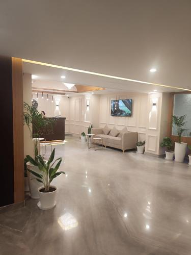 pristine pavilion hotel