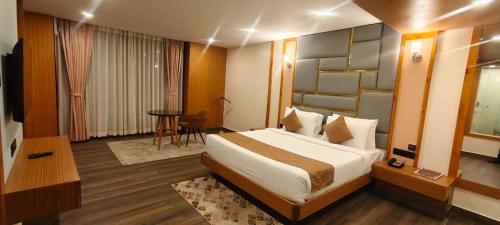 pristine pavilion hotel