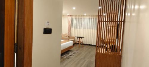 pristine pavilion hotel