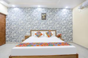 aditya guest house